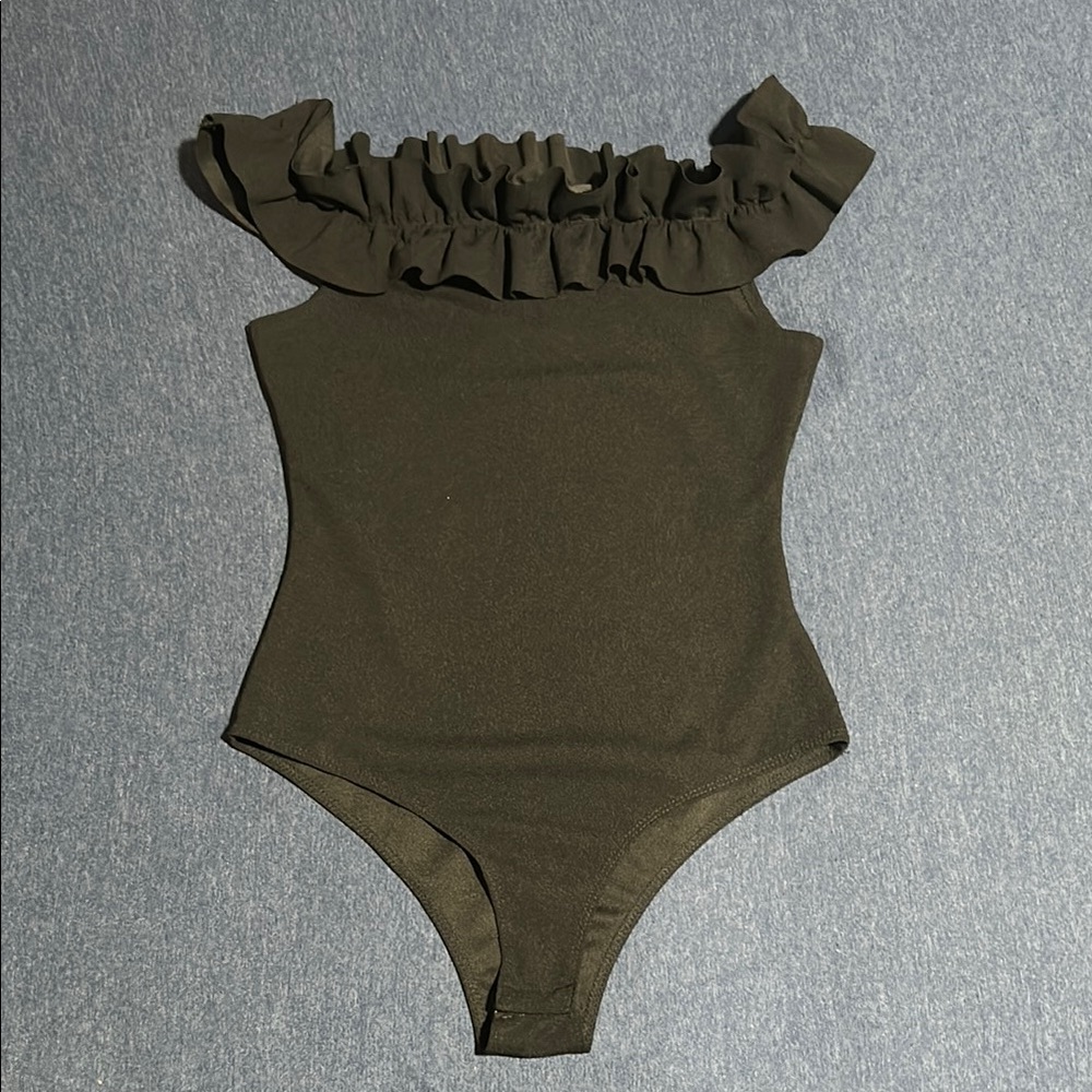Ruffled Off-Shoulder Bodysuit in black